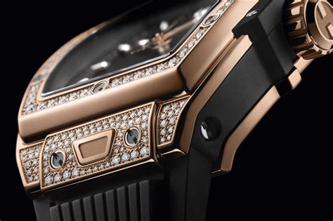 Hublot Spirit of Big Bang King Gold Pavé 39 mm 